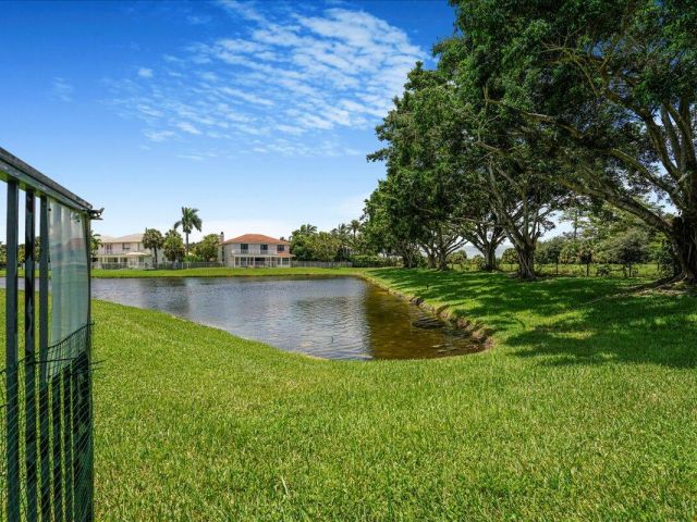 Home for sale at 19059 Skyridge Circle - photo 6848631