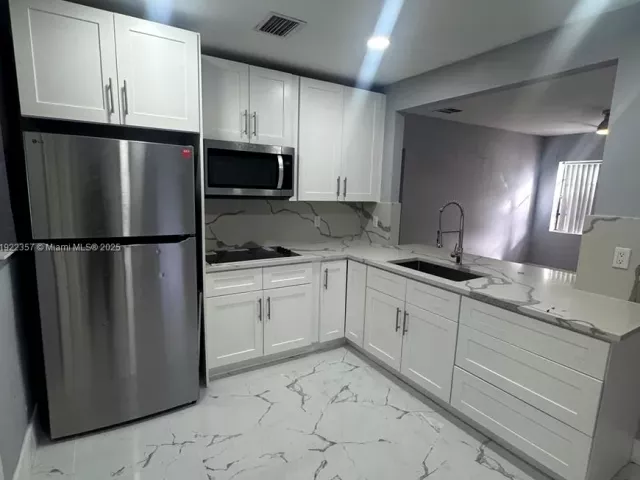 3-bedroom home for rent in North Miami Beach - 1171 NE 161st Ter 0 - MondialRealty