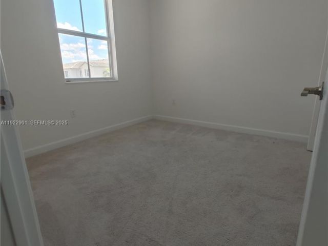 3-bedroom home for rent in Homestead - 1766 SE 26th Rd - MondialRealty
