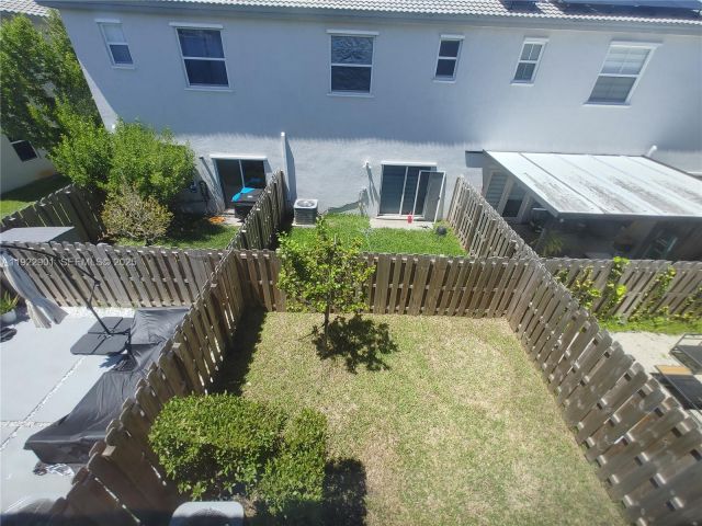 3-bedroom home for rent in Homestead - 1766 SE 26th Rd - MondialRealty