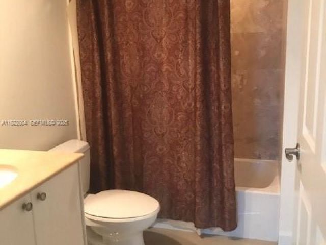 2-bedroom condo for sale in Hallandale Beach - 1755 E Hallandale Beach Blvd 1005E - MondialRealty