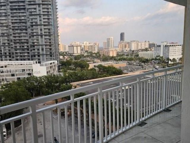 Apartment for sale  Unit #1004E - photo 7434393