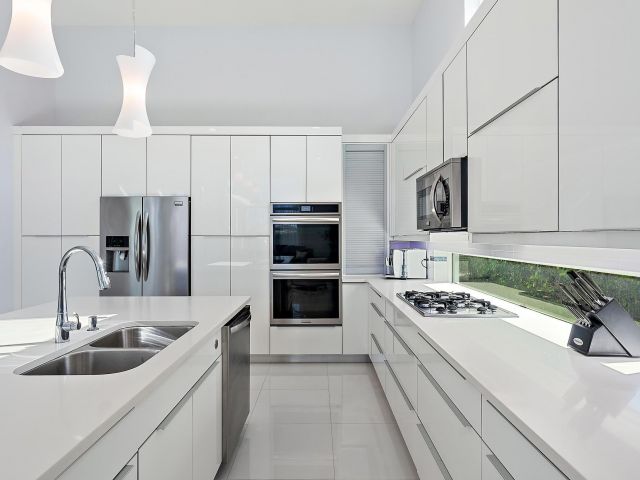 Home for rent at 8988 Lakes Boulevard - photo 6848406