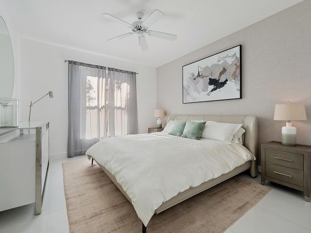 Home for rent at 8988 Lakes Boulevard - photo 6848422