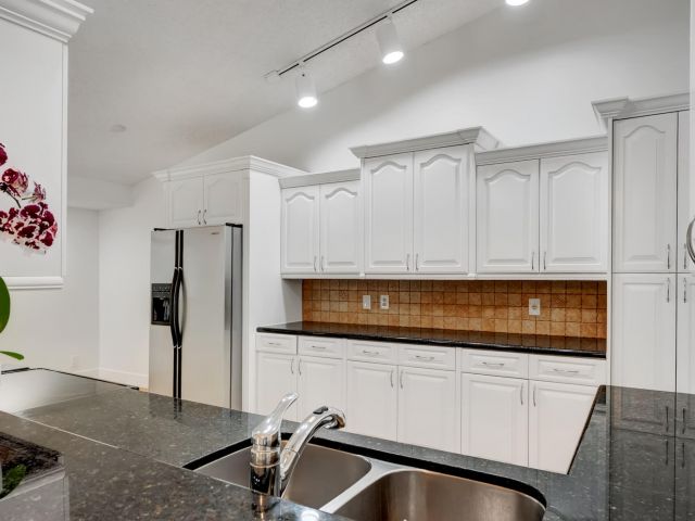 Home for rent at 20977 Country Creek Drive - photo 6848643