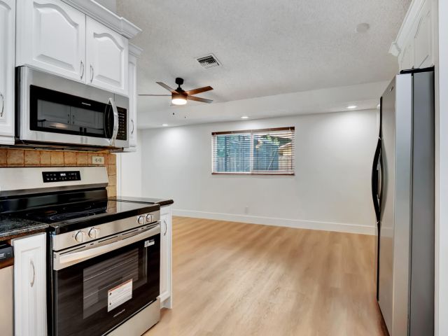 Home for rent at 20977 Country Creek Drive - photo 6848645