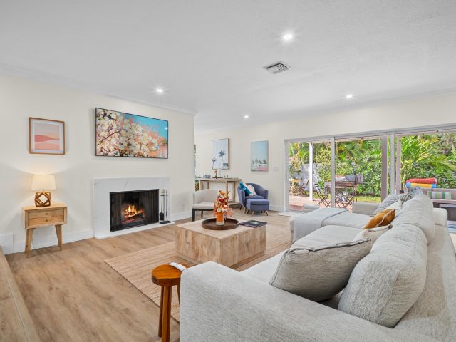 Home for rent at 2421 SW 29th Way - photo 6867536