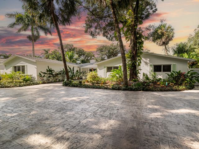 Home for rent at 2421 SW 29th Way - photo 6867546