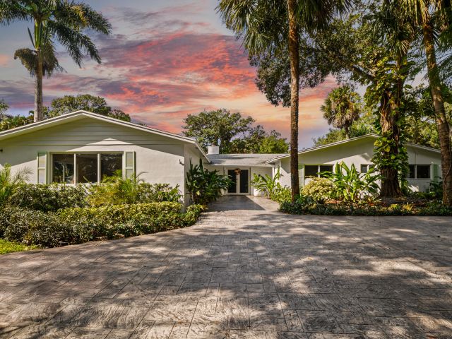 Home for rent at 2421 SW 29th Way - photo 6867547