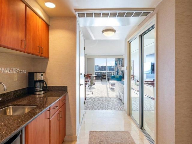condo for sale in Sunny Isles Beach - 18001 Collins Ave 717 - MondialRealty
