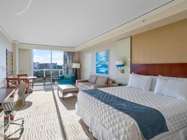 condo for sale in Sunny Isles Beach - 18001 Collins Ave 717 - MondialRealty