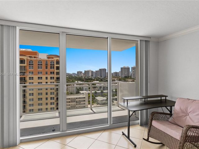 2-bedroom condo for rent in Hallandale Beach - 2030 S Ocean Dr 1710 - MondialRealty