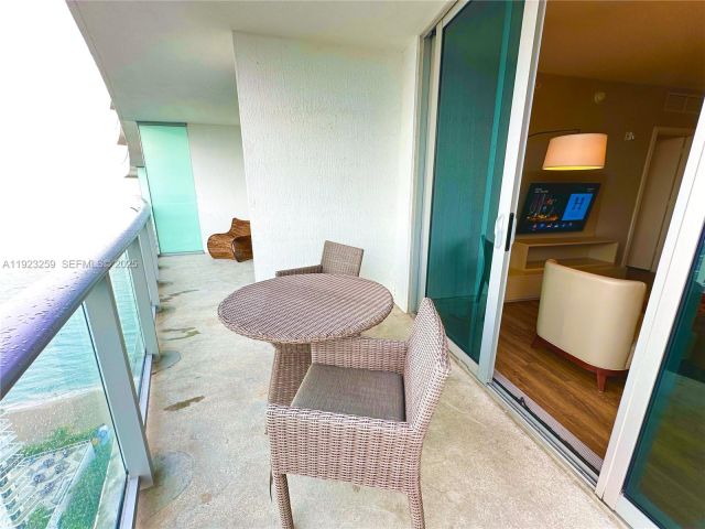 Apartment for sale  Unit #2306 - photo 6845455