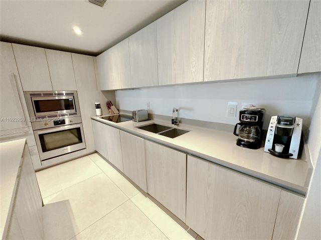 Apartment for sale  Unit #2306 - photo 6845460
