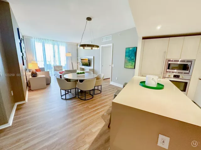 2-bedroom condo for sale in Hollywood - 4111 S Ocean Dr 2306 - MondialRealty