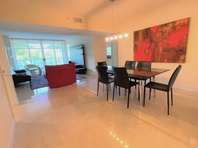 2-bedroom condo for rent in Aventura - 21055 Yacht Club Dr 610 - MondialRealty