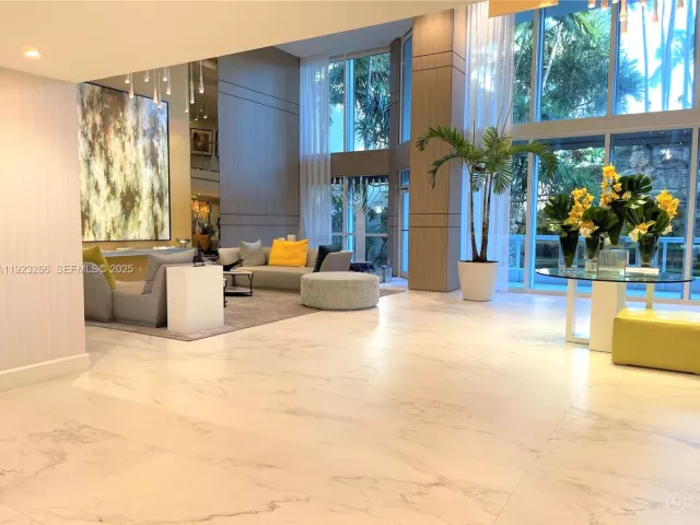 2-bedroom condo for rent in Aventura - 21055 Yacht Club Dr 610 - MondialRealty