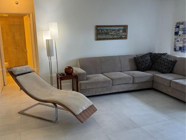 2-bedroom condo for rent in Aventura - 3600 Mystic Pointe Dr 208 - MondialRealty