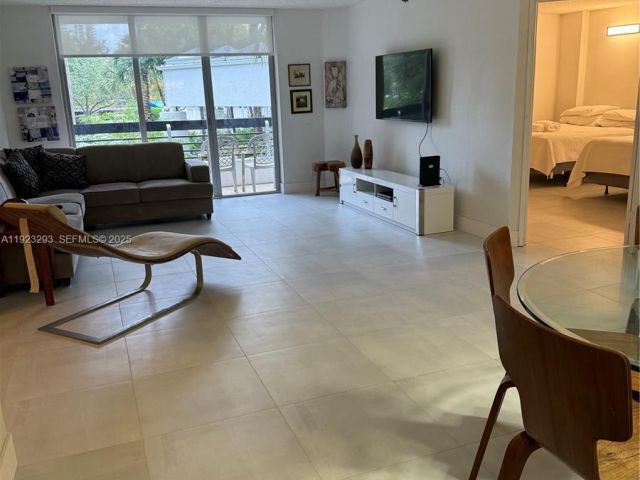 2-bedroom condo for rent in Aventura - 3600 Mystic Pointe Dr 208 - MondialRealty