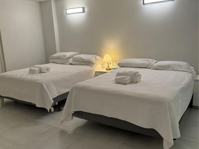 2-bedroom condo for rent in Aventura - 3600 Mystic Pointe Dr 208 - MondialRealty