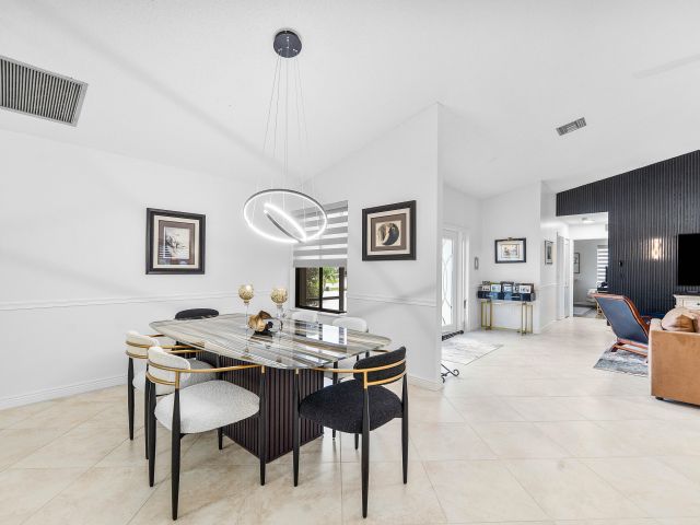 Home for sale at 1370 NW 28th Avenue - photo 6879547