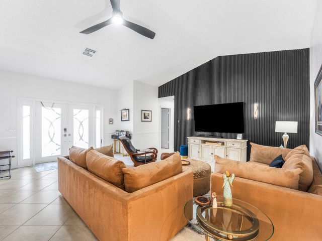 Home for sale at 1370 NW 28th Avenue - photo 6879550