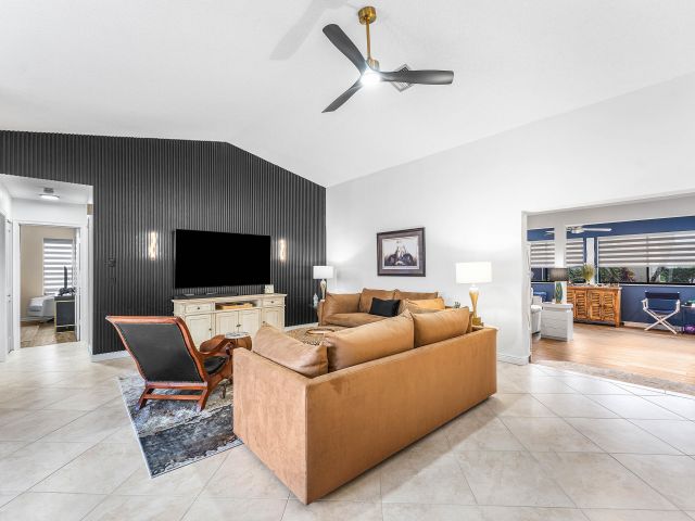 Home for sale at 1370 NW 28th Avenue - photo 6879551