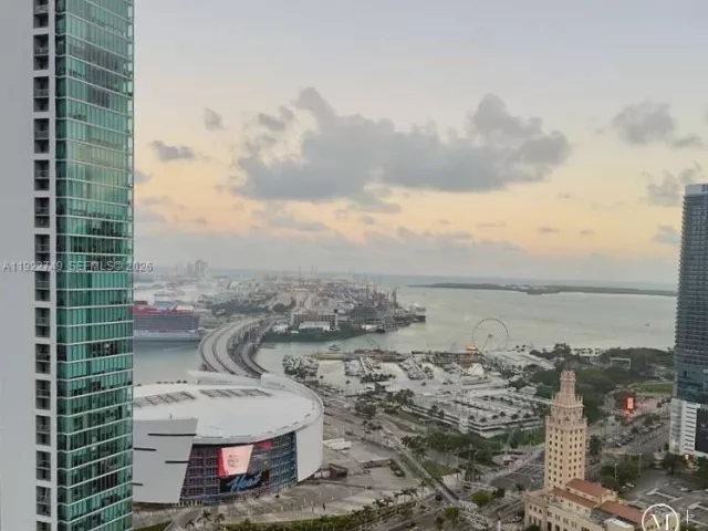 2-bedroom condo for sale in Miami - 851 NE 1st Ave 3309 - MondialRealty