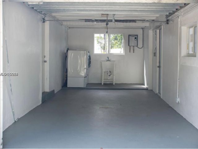 3-bedroom home for sale in Pompano Beach - 1881 NW 5th Ter - MondialRealty