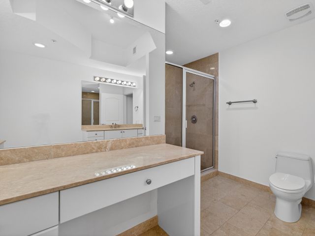 Apartment for sale  Unit #1027 - photo 6850936