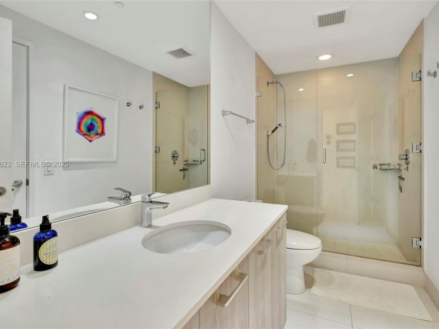Apartment for sale  Unit #3708 - photo 6849951