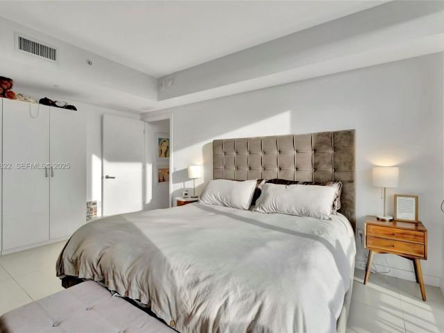 Apartment for sale  Unit #3708 - photo 6849952