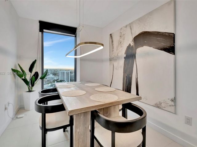 Apartment for sale  Unit #3708 - photo 6849956