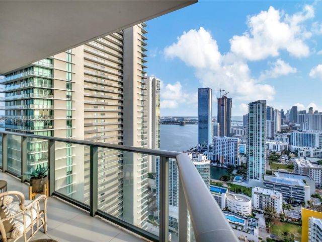 Apartment for sale  Unit #3708 - photo 6849964