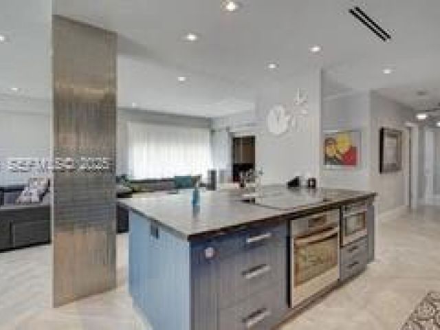 Apartment for sale  Unit #116 - photo 7501880