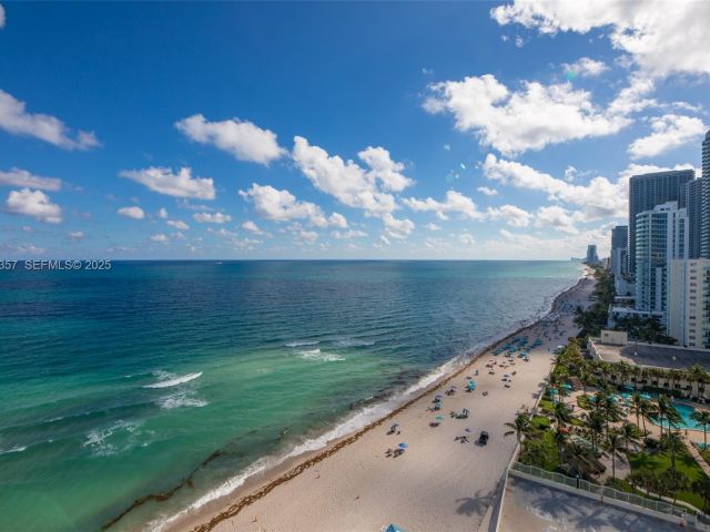 Apartment for rent  Unit #PH02 - photo 6864081