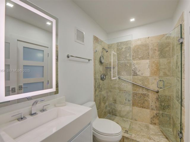 Apartment for rent  Unit #PH02 - photo 6864092