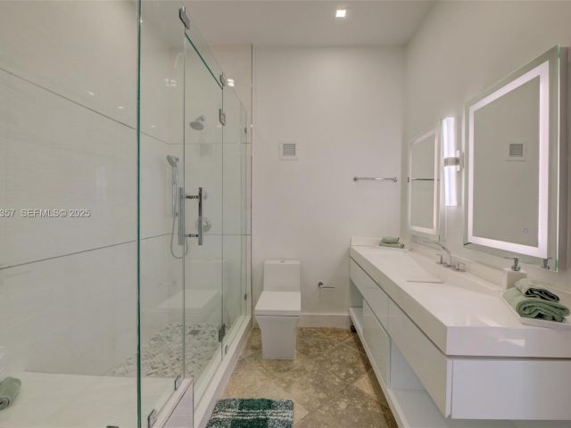 Apartment for rent  Unit #PH02 - photo 6864094