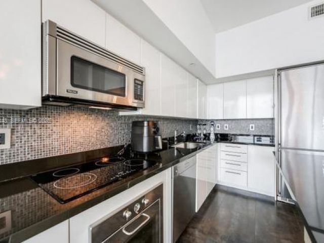 Apartment for sale  Unit #5108 - photo 6849352