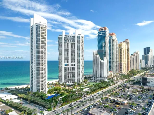 2-bedroom condo for sale in Sunny Isles Beach - 18201 Collins Ave 1002 - MondialRealty