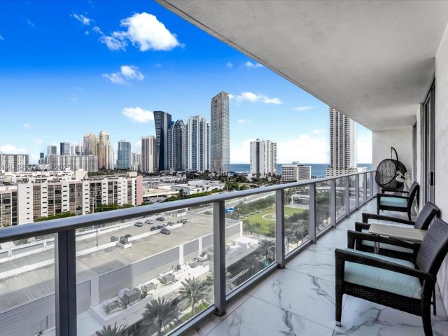 Apartment for sale  Unit #4-1203 - photo 6849477