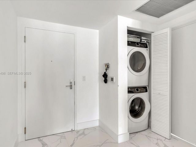 Apartment for sale  Unit #4-1203 - photo 6849478