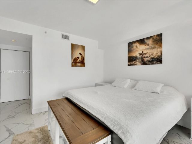 Apartment for sale  Unit #4-1203 - photo 6849480