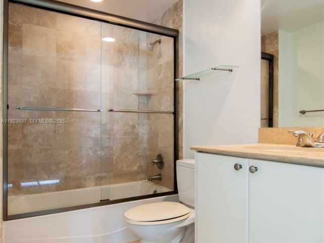 2-bedroom condo for rent in Hallandale Beach - 1745 E Hallandale Beach Blvd 1508W - MondialRealty