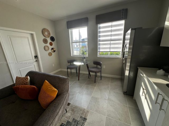 1-bedroom home for rent in Homestead - 2288 SE 30th St 1 - MondialRealty