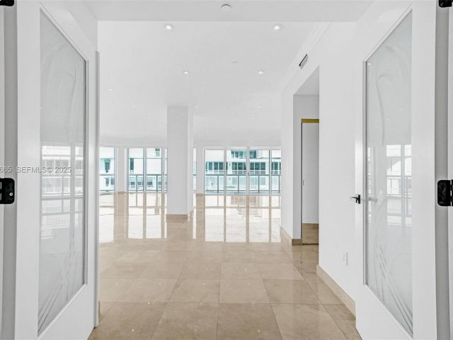 Apartment for rent  Unit #17A - photo 6854992