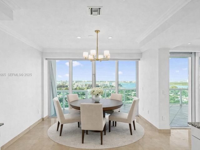 Apartment for rent  Unit #17A - photo 6854997