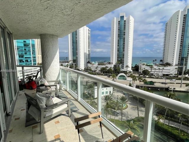 Apartment for sale  Unit #942 - photo 6849759