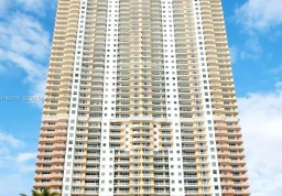 Apartment #905 at Acqualina