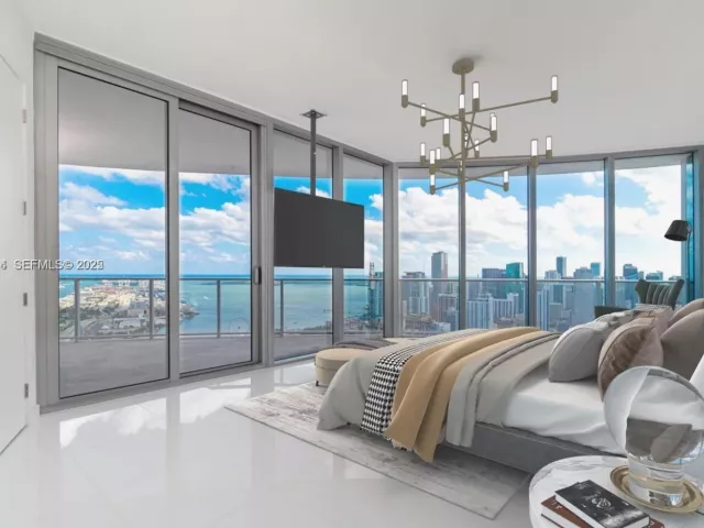 4-bedroom condo for sale in Miami - 851 NE 1st Ave 4911 - MondialRealty